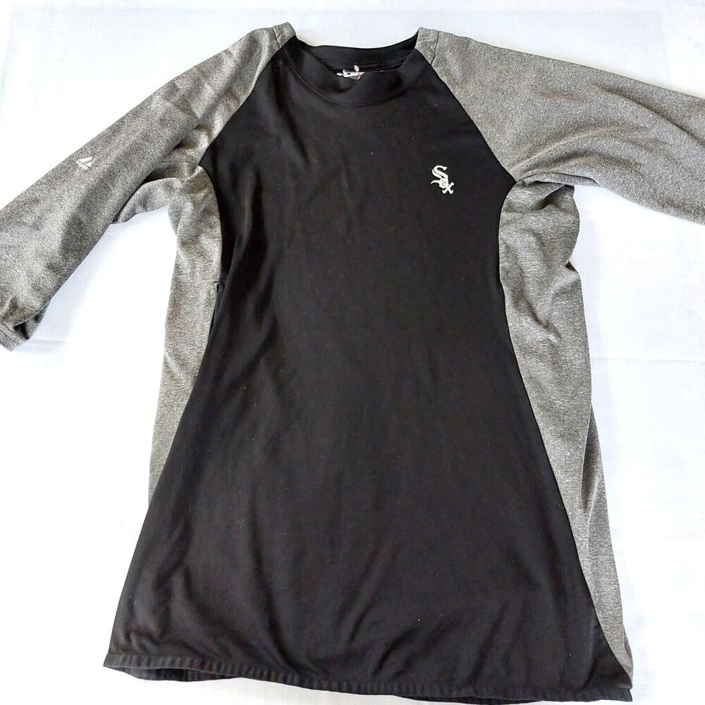 Chicago White Sox Black Majestic THERMA BASE Crew Neck Athletic Fit MENS Shirt L